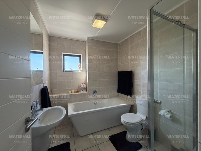 1 Bedroom Property for Sale in Linbro Park Gauteng