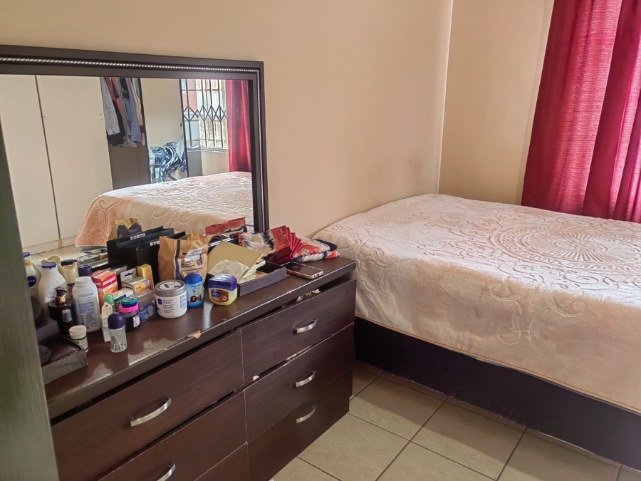 To Let 2 Bedroom Property for Rent in Vorna Valley Gauteng