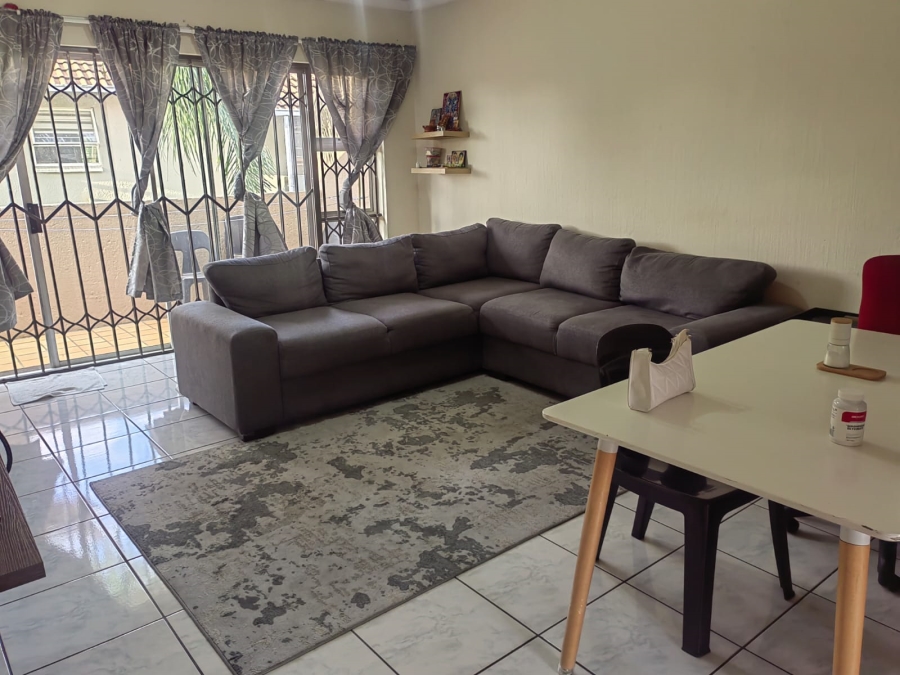 2 Bedroom Property for Sale in Vorna Valley Gauteng