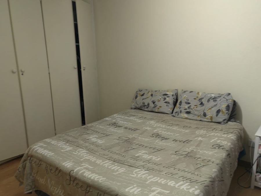 2 Bedroom Property for Sale in Vorna Valley Gauteng