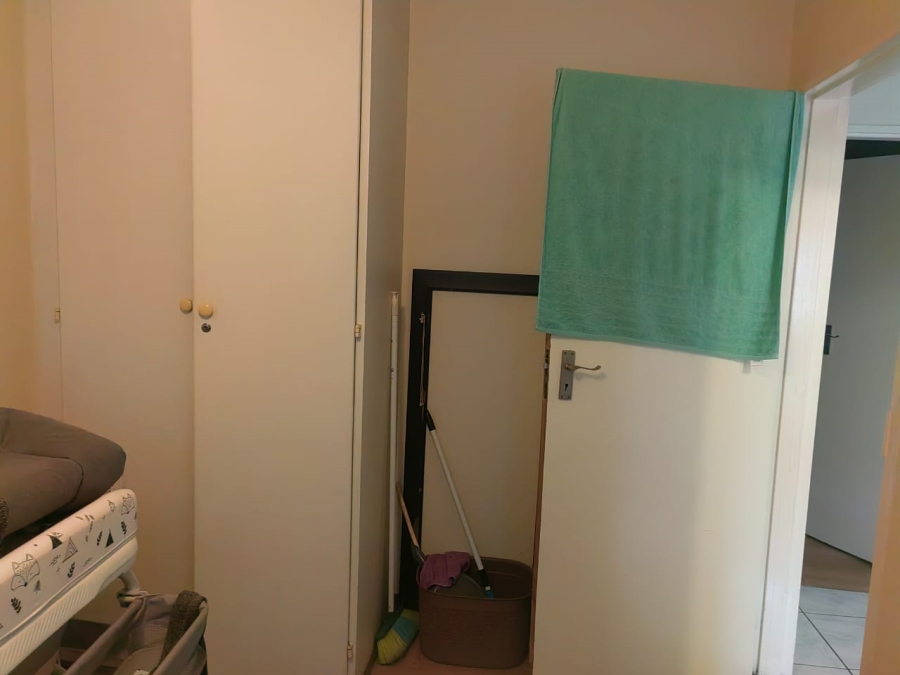 2 Bedroom Property for Sale in Vorna Valley Gauteng