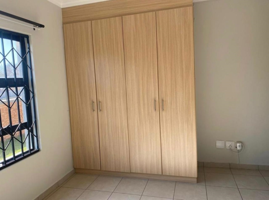 2 Bedroom Property for Sale in Noordwyk Gauteng