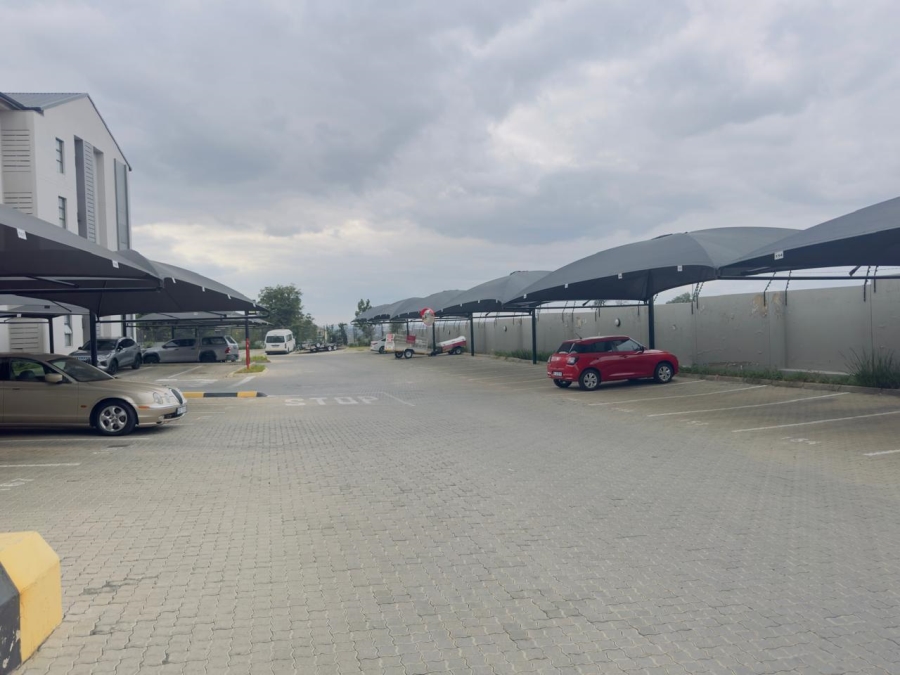 1 Bedroom Property for Sale in Midridge Park Gauteng