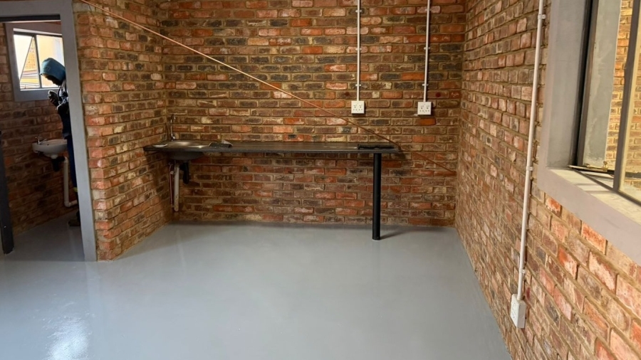 To Let Commercial Property for Rent in Pomona AH Gauteng