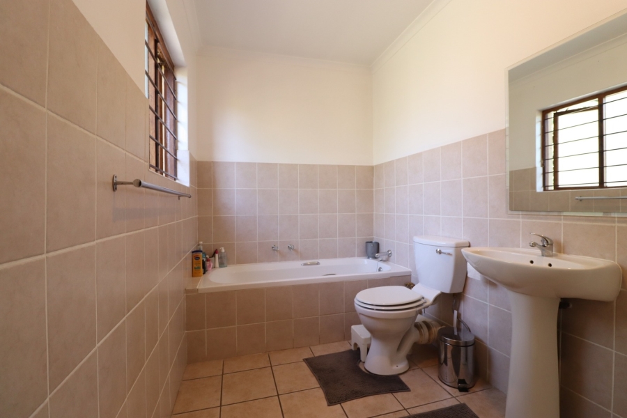 3 Bedroom Property for Sale in Edenburg Gauteng
