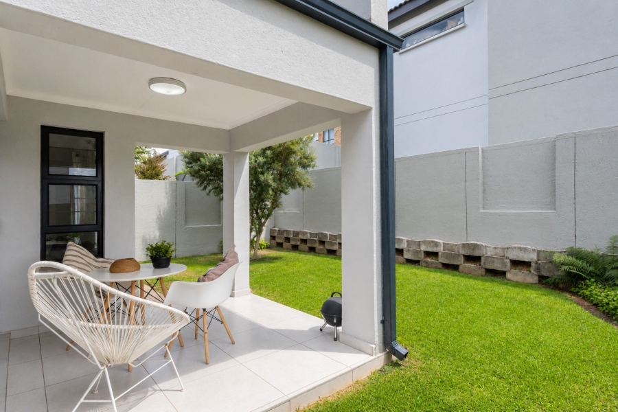 3 Bedroom Property for Sale in Broadacres Gauteng