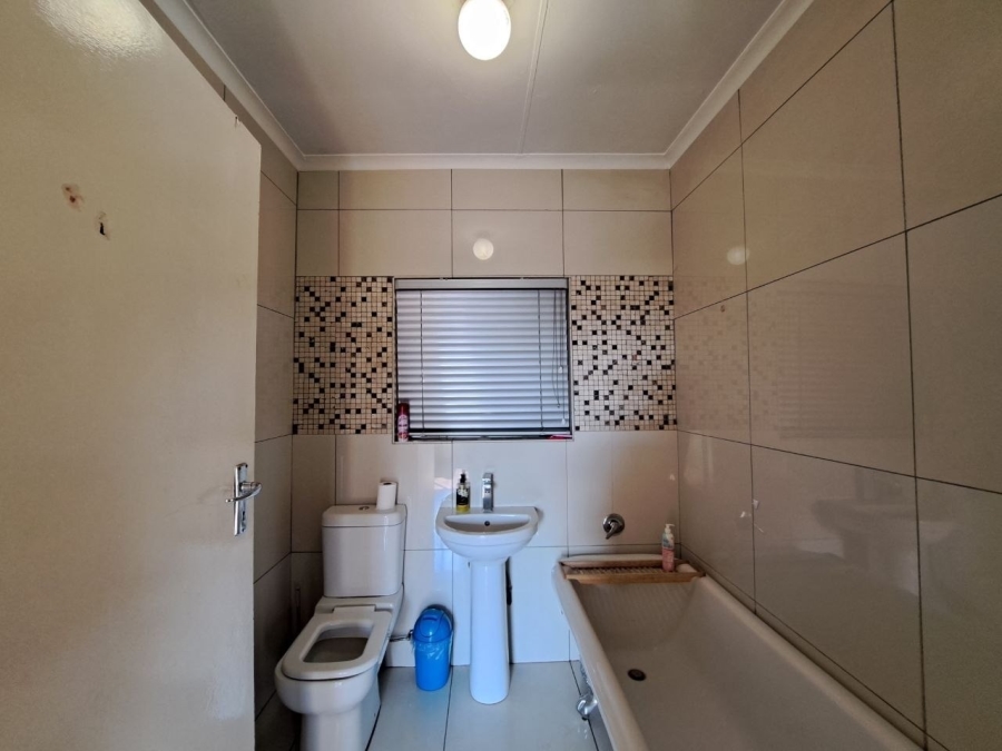 3 Bedroom Property for Sale in The Reeds Gauteng
