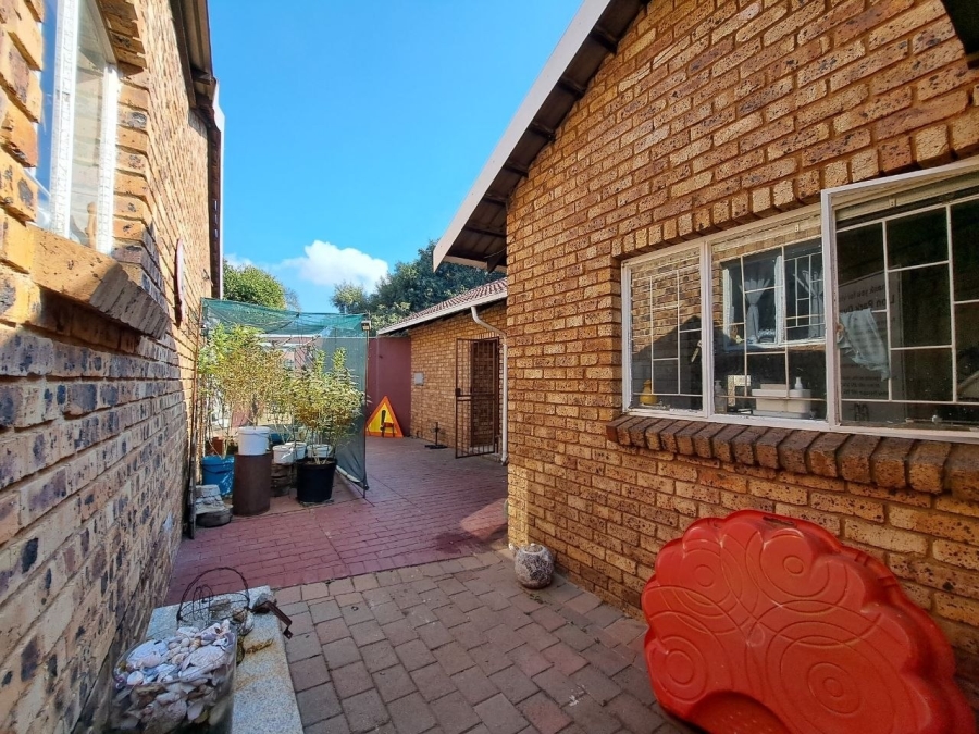 3 Bedroom Property for Sale in The Reeds Gauteng
