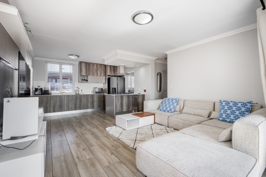 3 Bedroom Property for Sale in Broadacres Gauteng