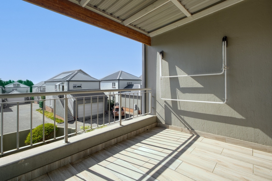3 Bedroom Property for Sale in Broadacres Gauteng