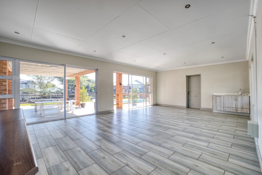3 Bedroom Property for Sale in Broadacres Gauteng