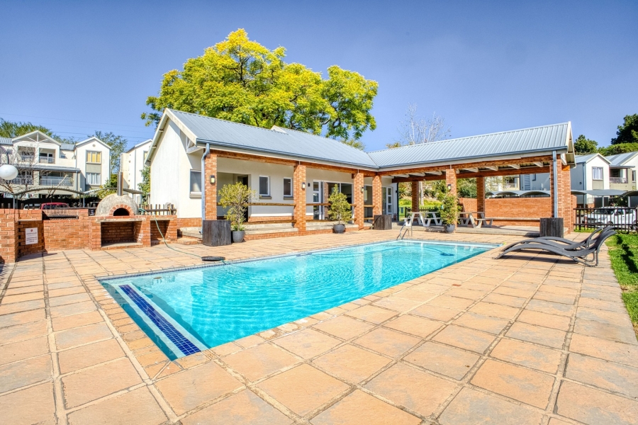 3 Bedroom Property for Sale in Broadacres Gauteng