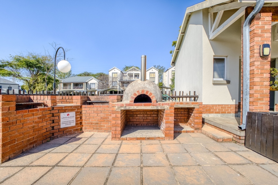 3 Bedroom Property for Sale in Broadacres Gauteng