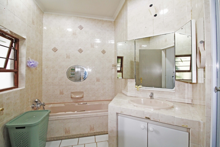 3 Bedroom Property for Sale in Bryanston Gauteng