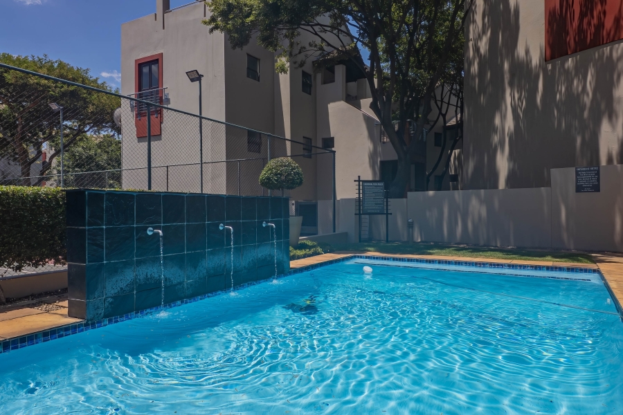 1 Bedroom Property for Sale in Bryanston Gauteng