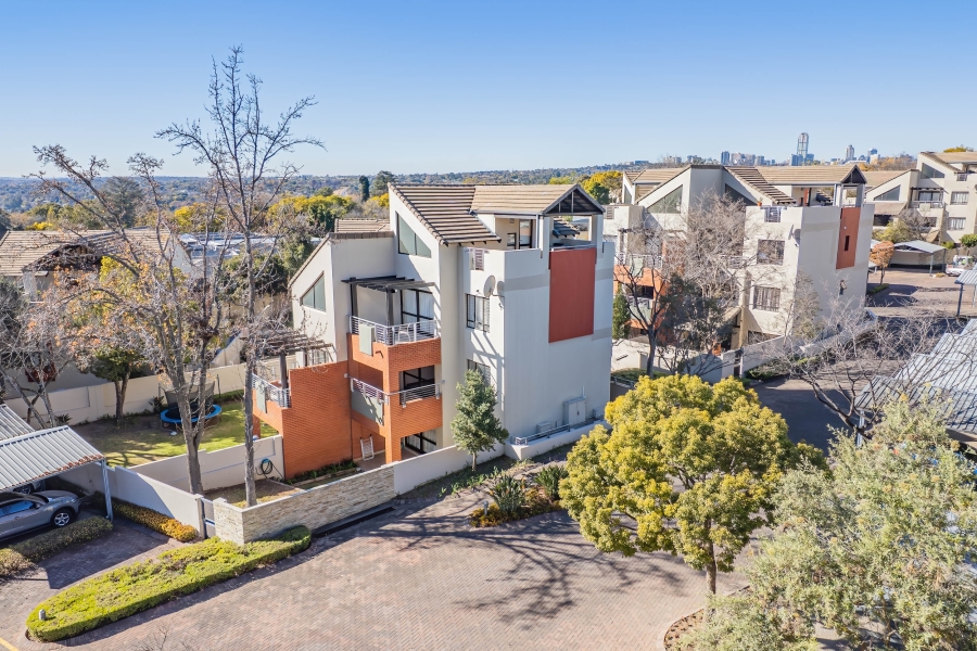 1 Bedroom Property for Sale in Bryanston Gauteng