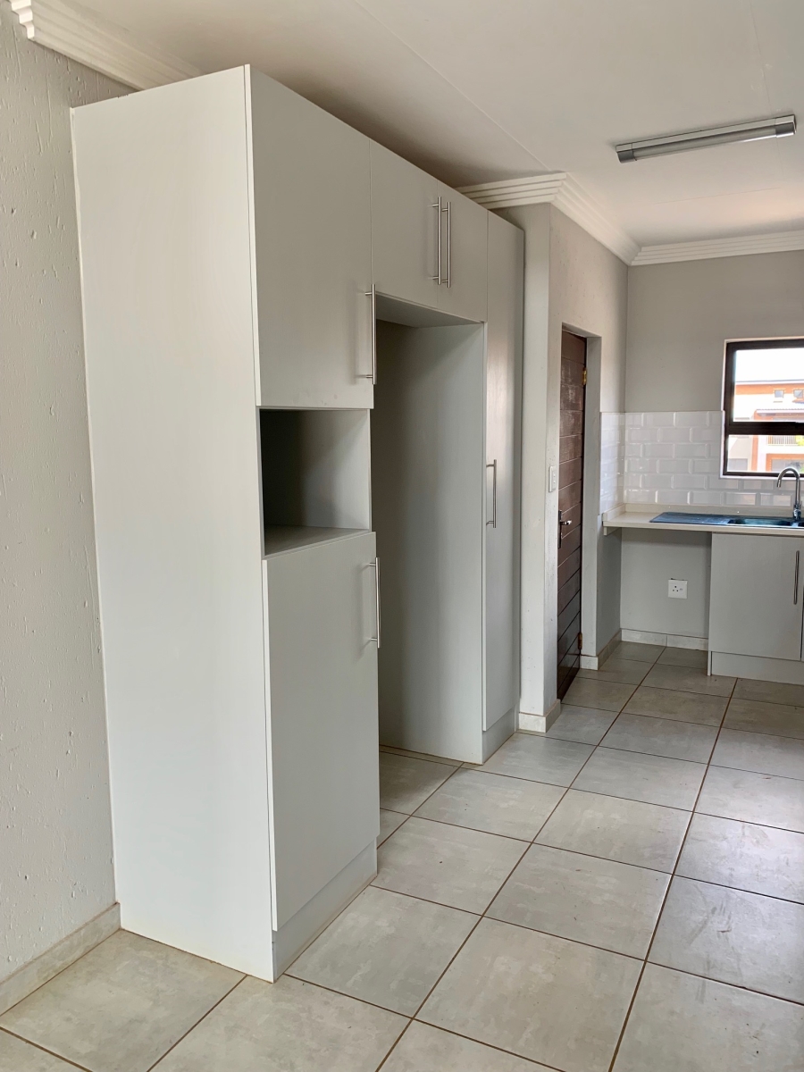 To Let 2 Bedroom Property for Rent in Eveleigh Gauteng
