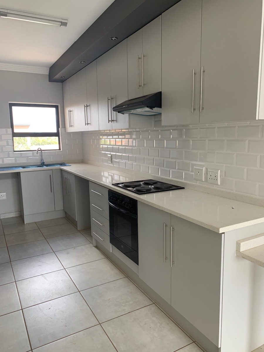 To Let 2 Bedroom Property for Rent in Eveleigh Gauteng