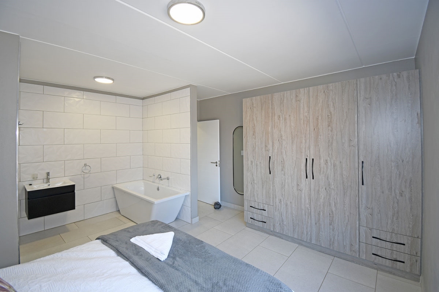 2 Bedroom Property for Sale in Bedfordview Gauteng