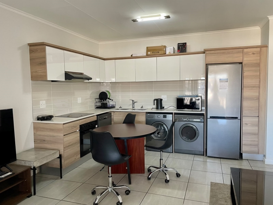To Let 1 Bedroom Property for Rent in Waterfall Gauteng