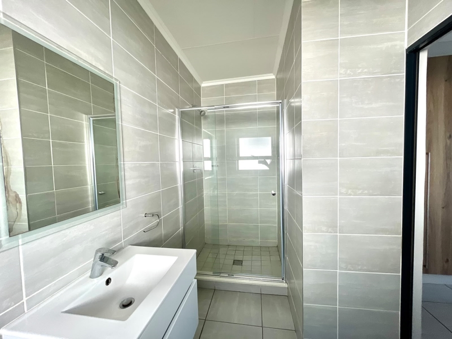 To Let 1 Bedroom Property for Rent in Waterfall Gauteng