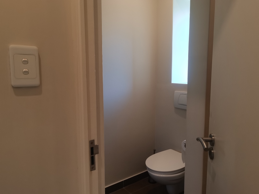 To Let 2 Bedroom Property for Rent in Morningside Gauteng
