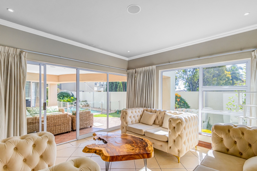 To Let 4 Bedroom Property for Rent in Sunninghill Gauteng