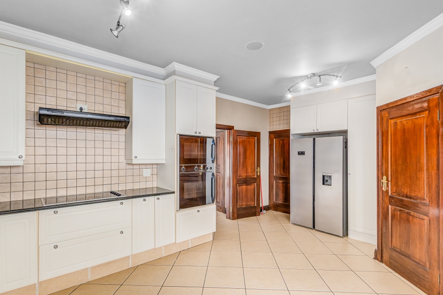 To Let 4 Bedroom Property for Rent in Sunninghill Gauteng