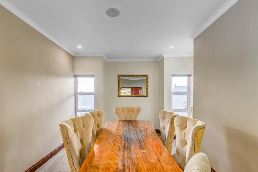 To Let 4 Bedroom Property for Rent in Sunninghill Gauteng