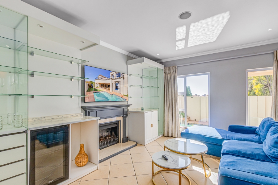 To Let 4 Bedroom Property for Rent in Sunninghill Gauteng