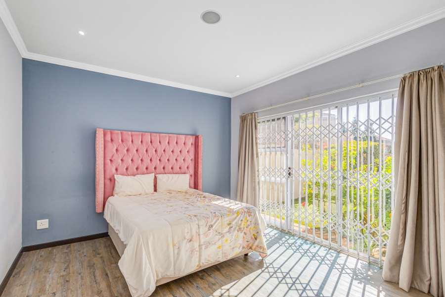 To Let 4 Bedroom Property for Rent in Sunninghill Gauteng