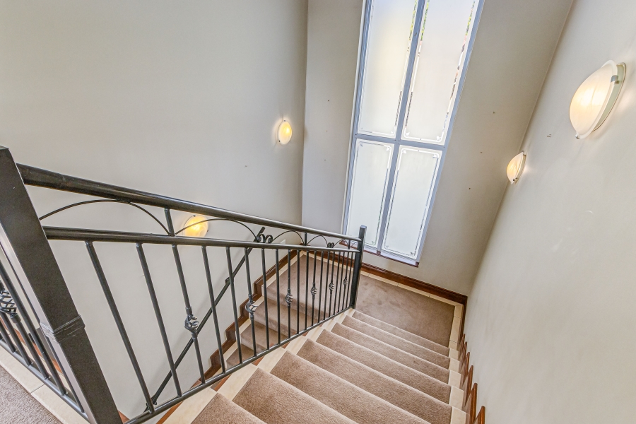 To Let 4 Bedroom Property for Rent in Sunninghill Gauteng