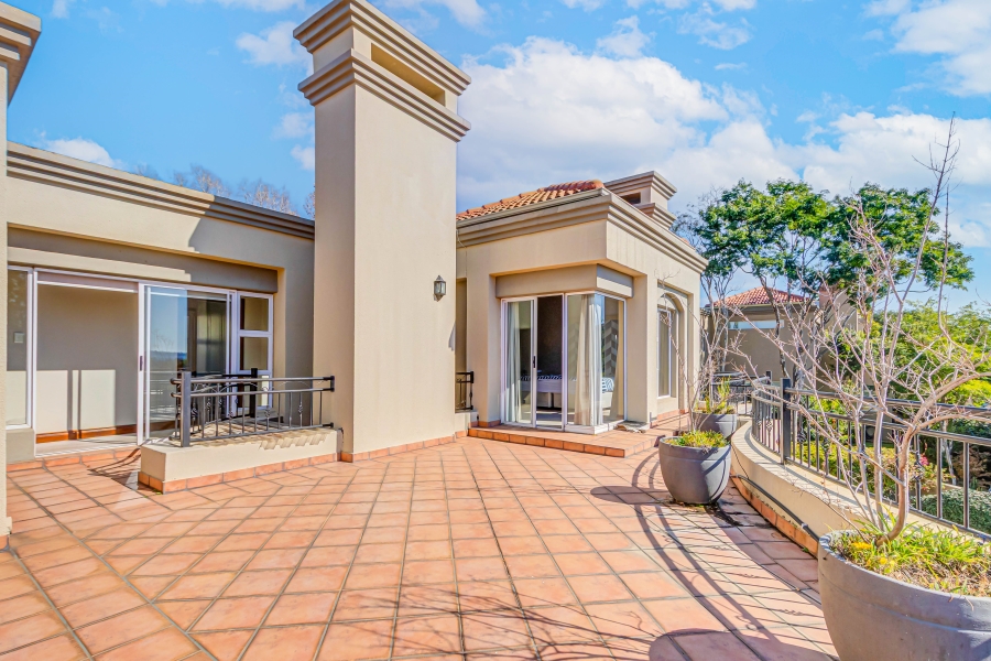 To Let 4 Bedroom Property for Rent in Sunninghill Gauteng