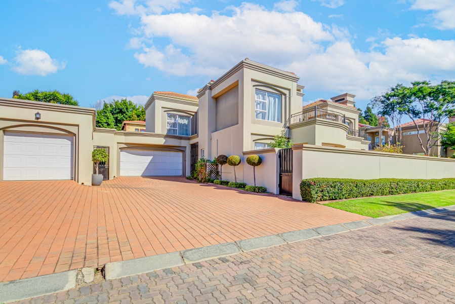To Let 4 Bedroom Property for Rent in Sunninghill Gauteng