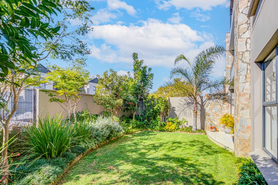 3 Bedroom Property for Sale in Waterfall Gauteng