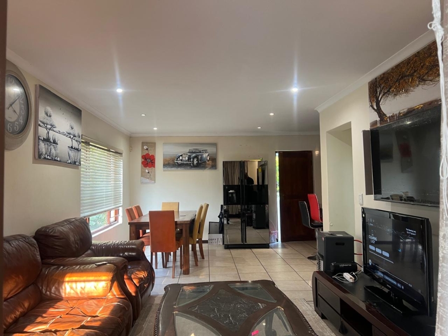 To Let 3 Bedroom Property for Rent in Craigavon Gauteng