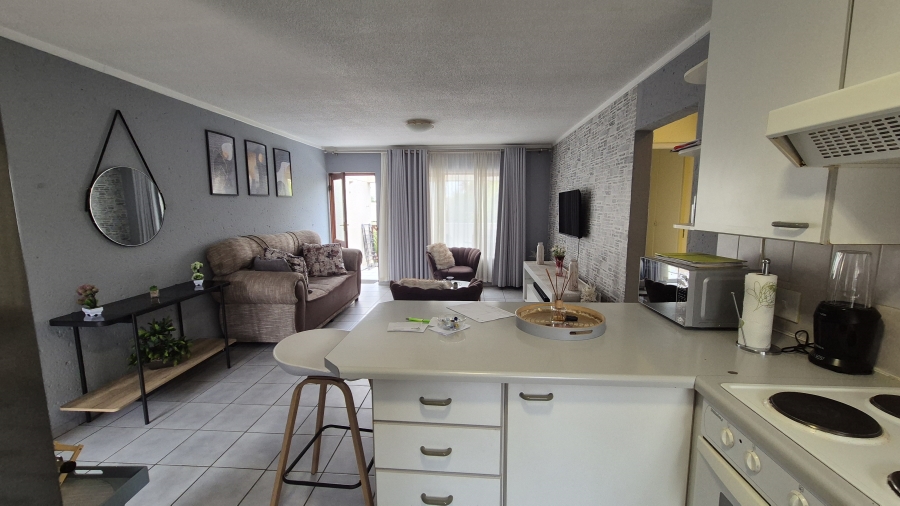 2 Bedroom Property for Sale in Marais Steyn Park Gauteng