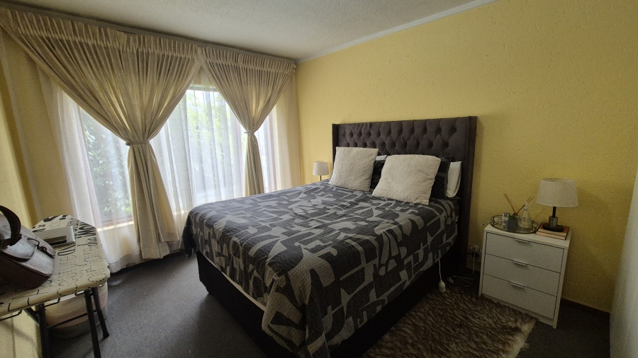2 Bedroom Property for Sale in Marais Steyn Park Gauteng