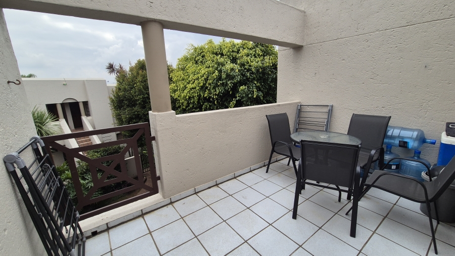 2 Bedroom Property for Sale in Marais Steyn Park Gauteng