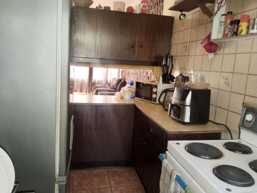 2 Bedroom Property for Sale in Hermanstad Gauteng