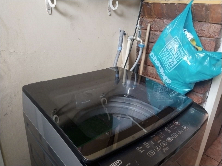 2 Bedroom Property for Sale in Hermanstad Gauteng