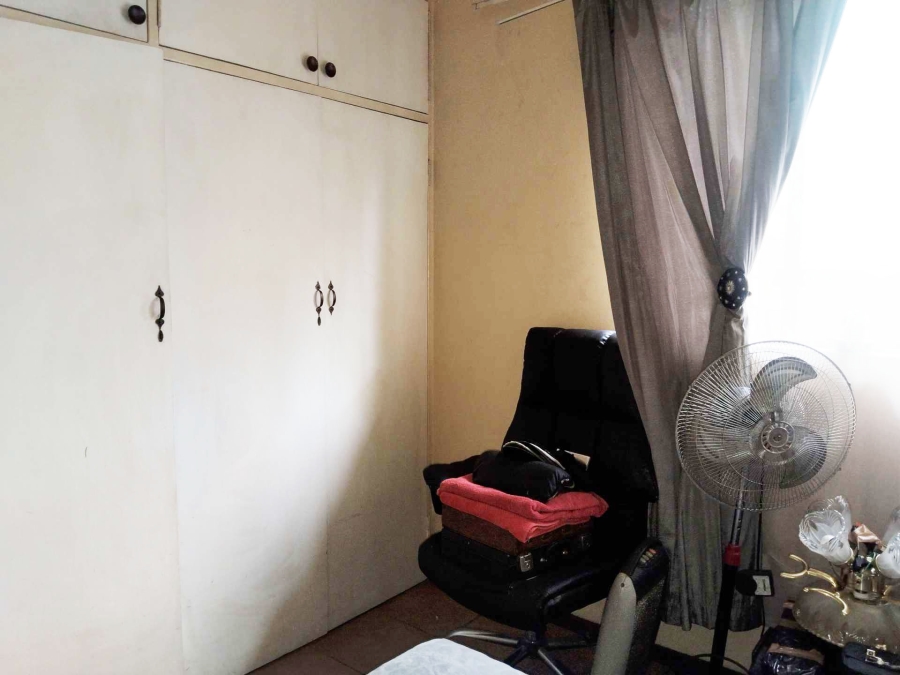 2 Bedroom Property for Sale in Hermanstad Gauteng