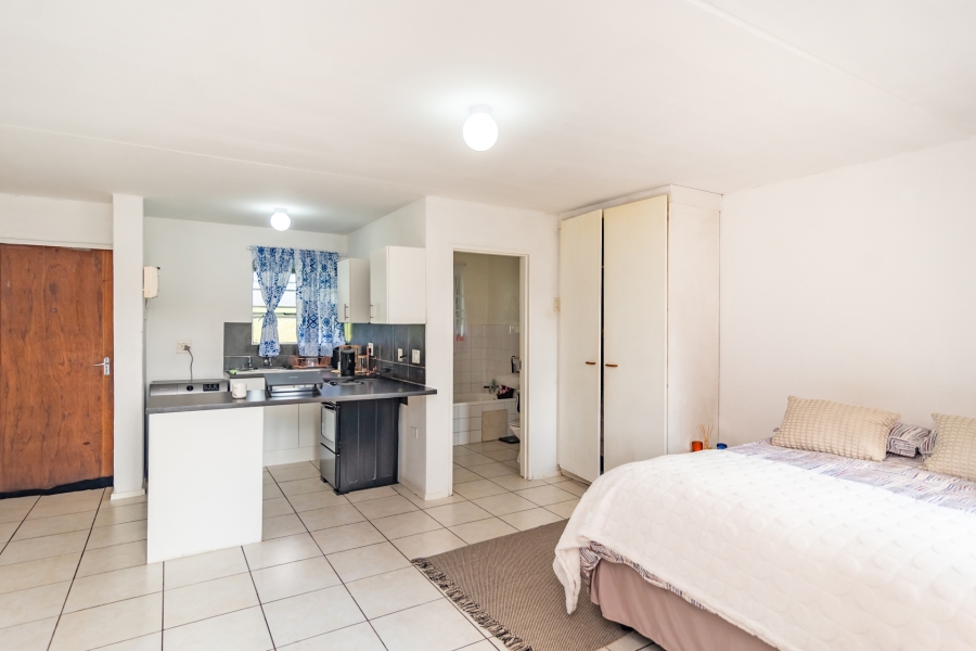 1 Bedroom Property for Sale in Lyndhurst Gauteng