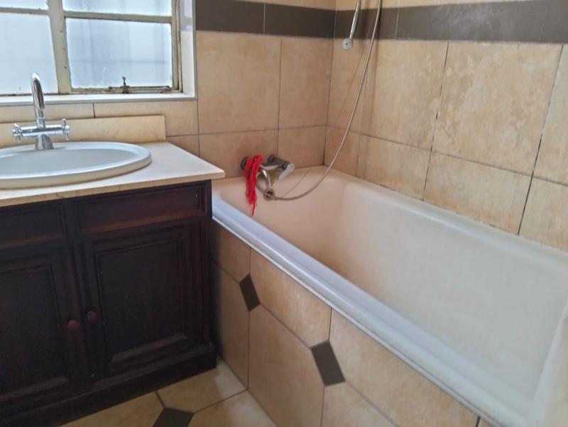 4 Bedroom Property for Sale in Townsview Gauteng