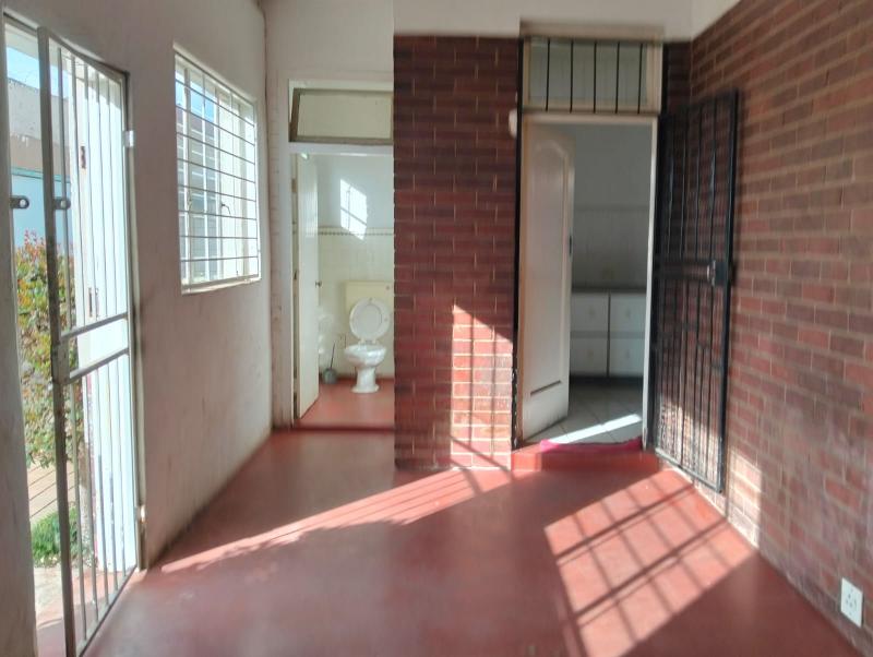 4 Bedroom Property for Sale in Townsview Gauteng
