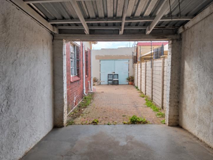 4 Bedroom Property for Sale in Townsview Gauteng