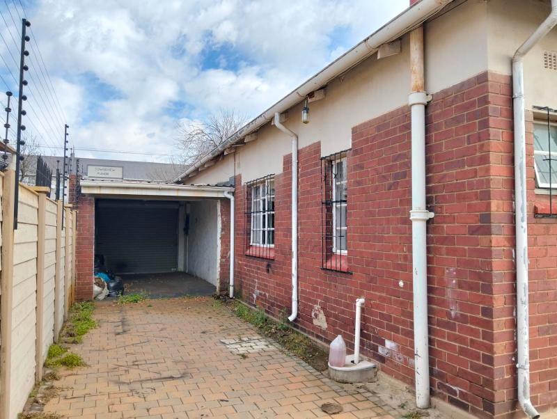 4 Bedroom Property for Sale in Townsview Gauteng