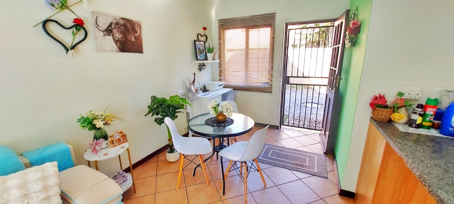 2 Bedroom Property for Sale in Carlswald Gauteng