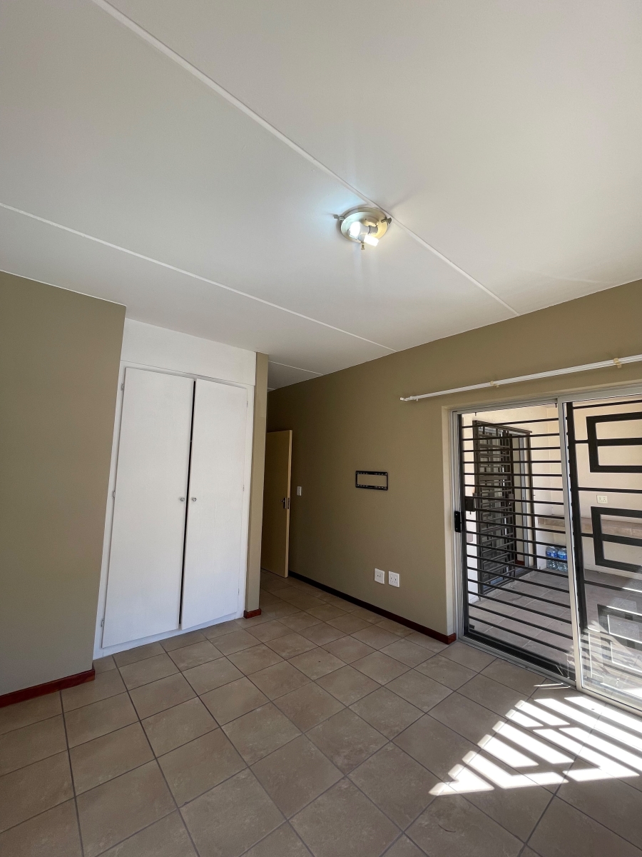To Let 2 Bedroom Property for Rent in Northgate Gauteng