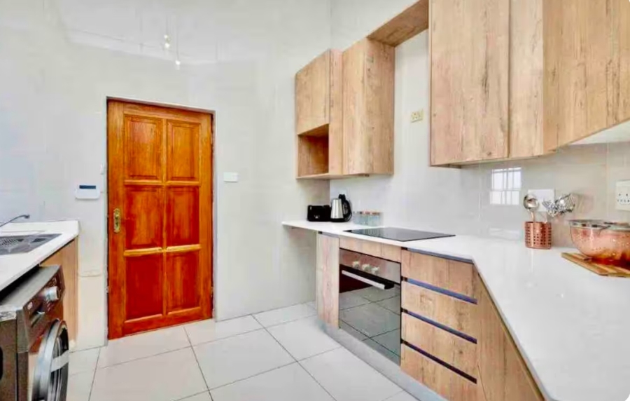 To Let 4 Bedroom Property for Rent in Sandton Central Gauteng